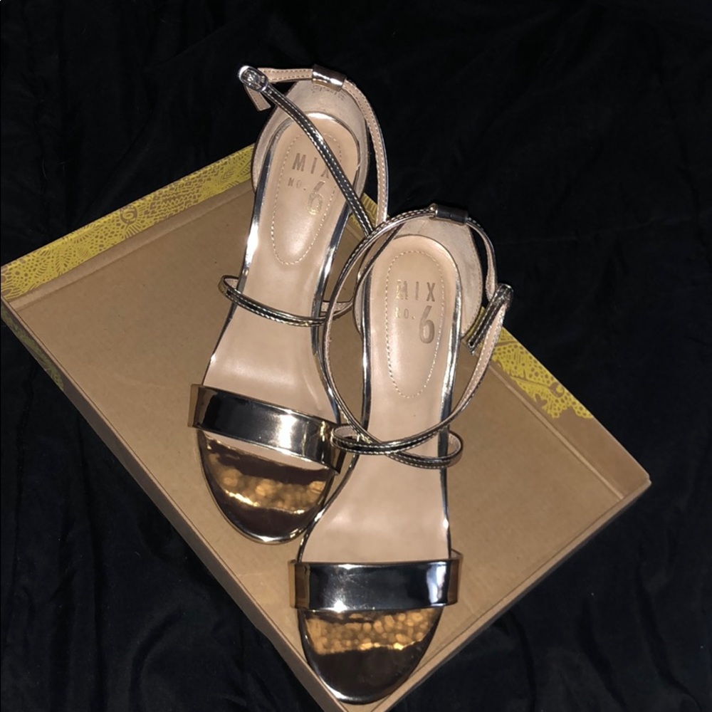 Mix No. 6 Metallic Gold Heels